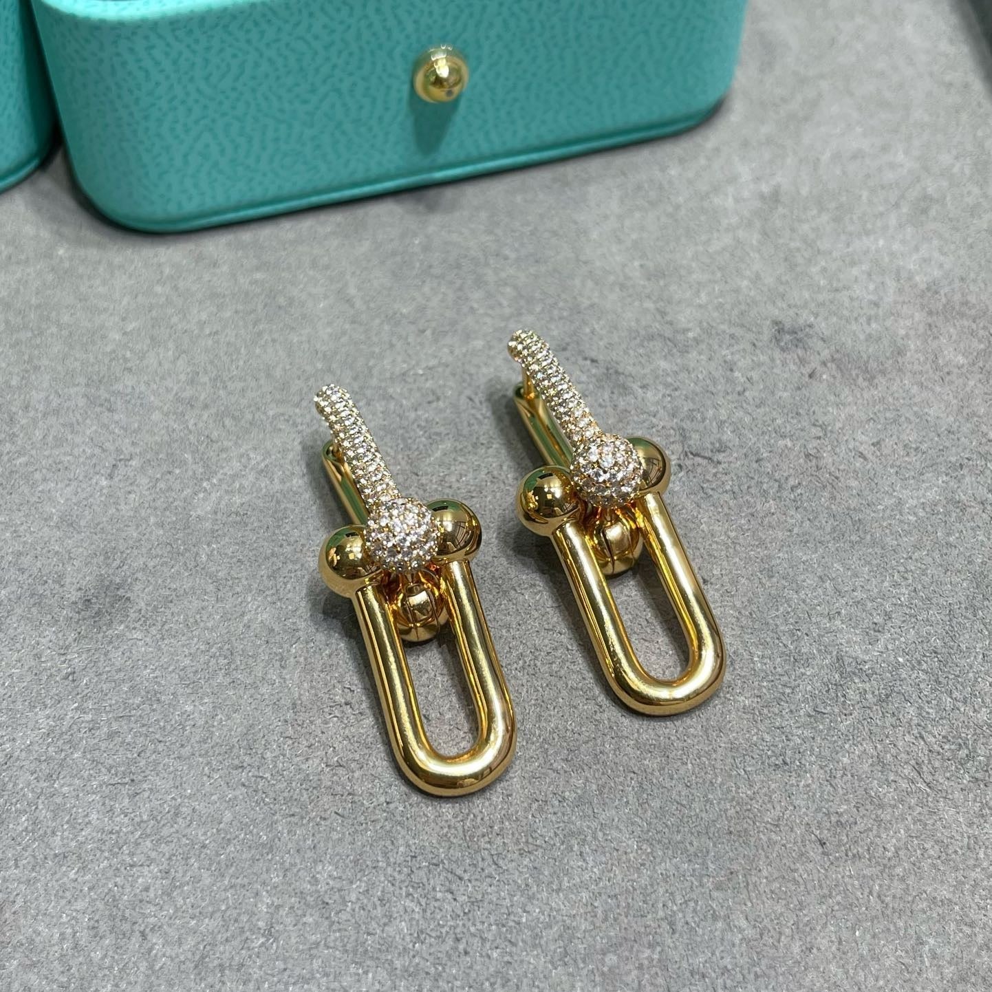 [MIRA] TF U-shaped diamond earrings