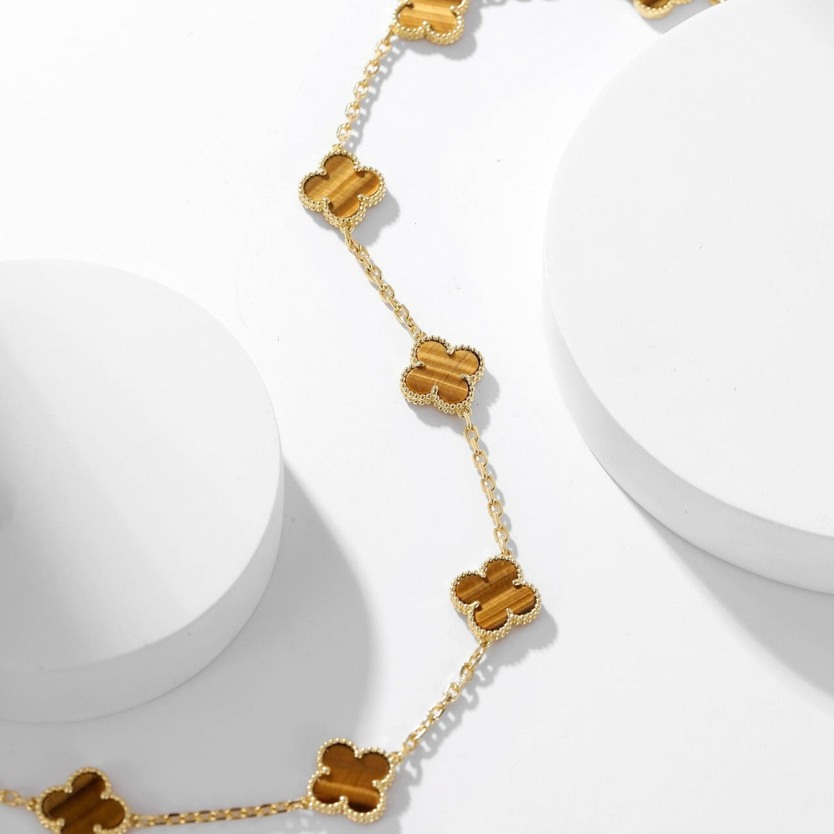 ??MIRA?¡¥CLOVER 10 MOTIFS TIGER EYE NECKLACE