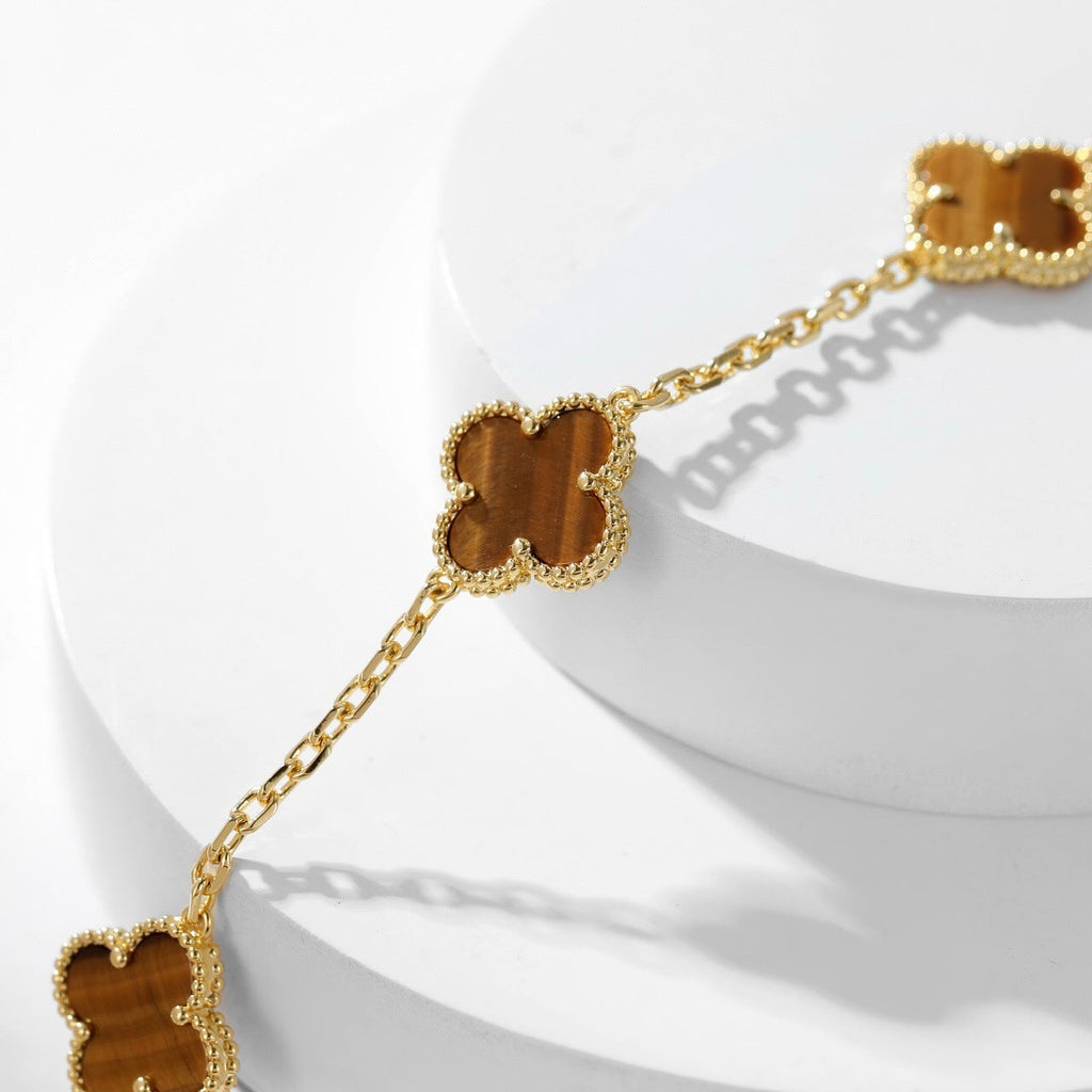 ??MIRA?¡¥CLOVER 10 MOTIFS TIGER EYE NECKLACE
