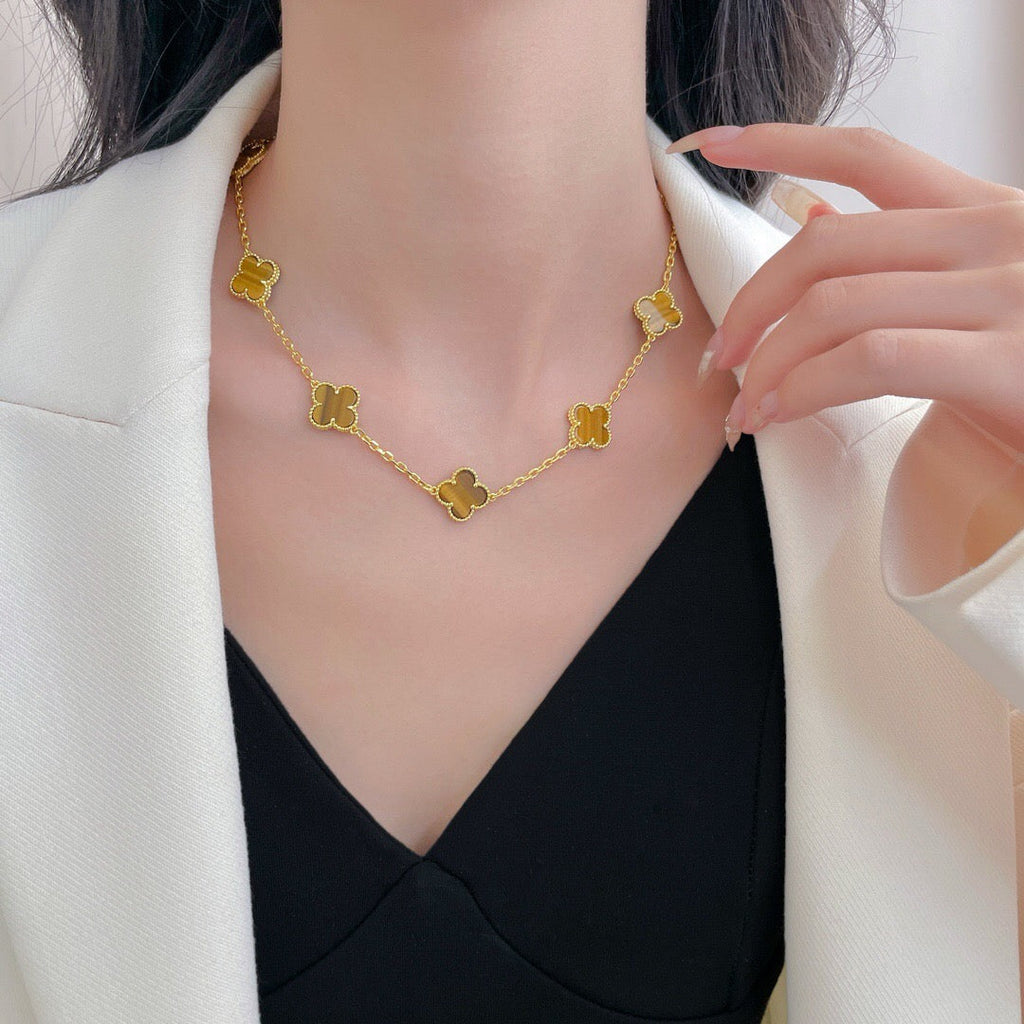 ??MIRA?¡¥CLOVER 10 MOTIFS TIGER EYE NECKLACE