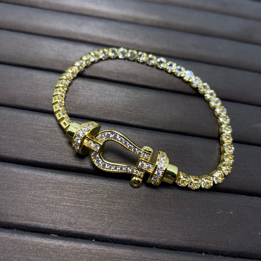 ??MIRA?¡¥FORCE  LARGE HORSESHOE FULL DIAMOND TENNIS BRACELET