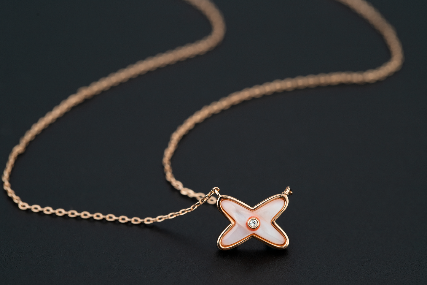 ??MIRA?¡¥JEUX DE NECKLACE 1 DIAMOND